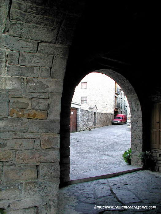 VANO DE PONIENTE DEL ATRIO, DESDE EL INTERIOR
